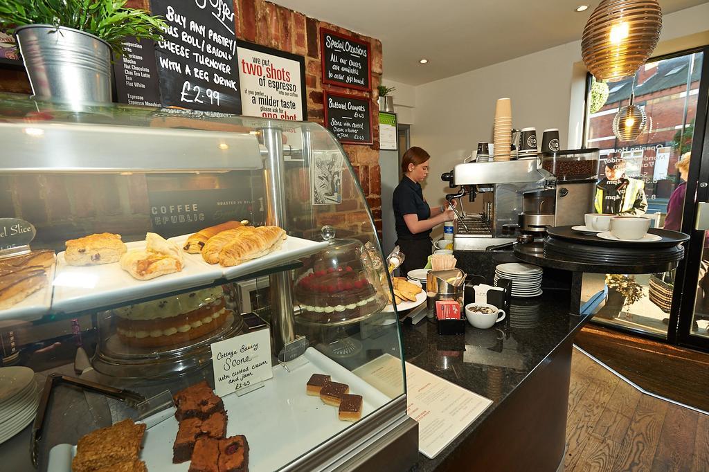 The Midland 3* Leeds (West Yorkshire)