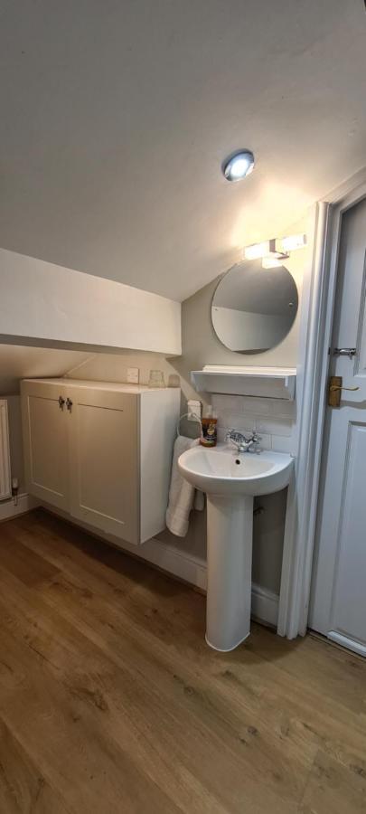 Stylish 2 Bedroom Apartment, Centre + Free Parking * Leeds (West Yorkshire)