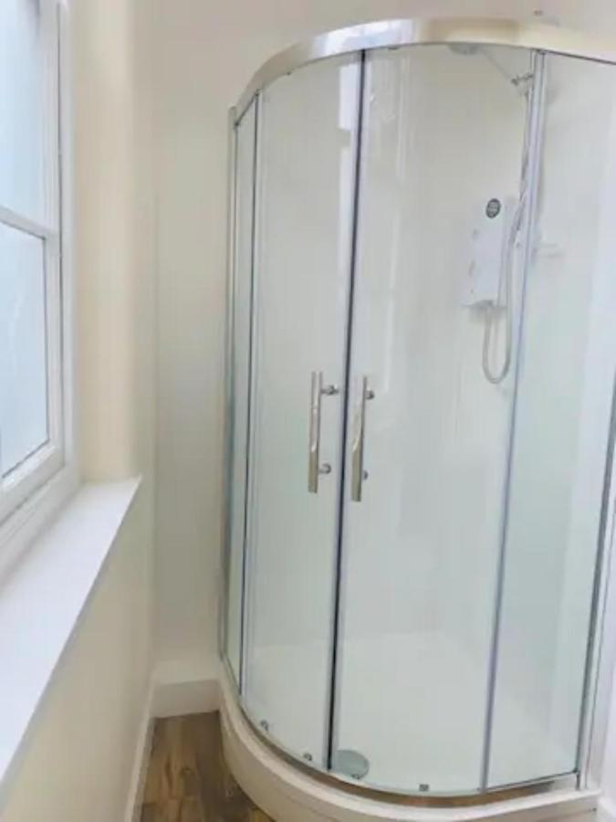 8 Fish Street, Budget Centre Accomodation Leeds (West Yorkshire)