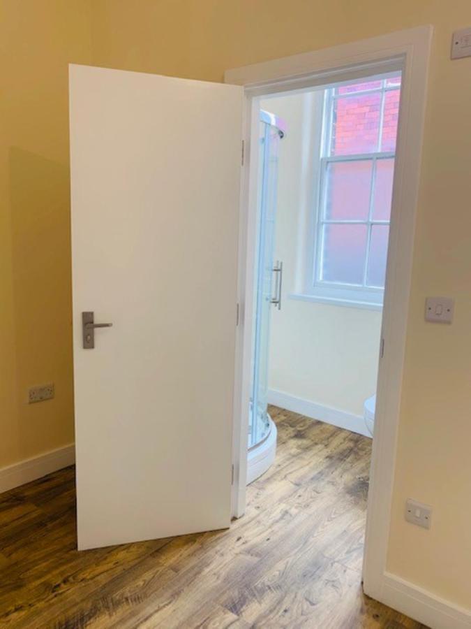 8 Fish Street, Budget Centre Accomodation Apartment *