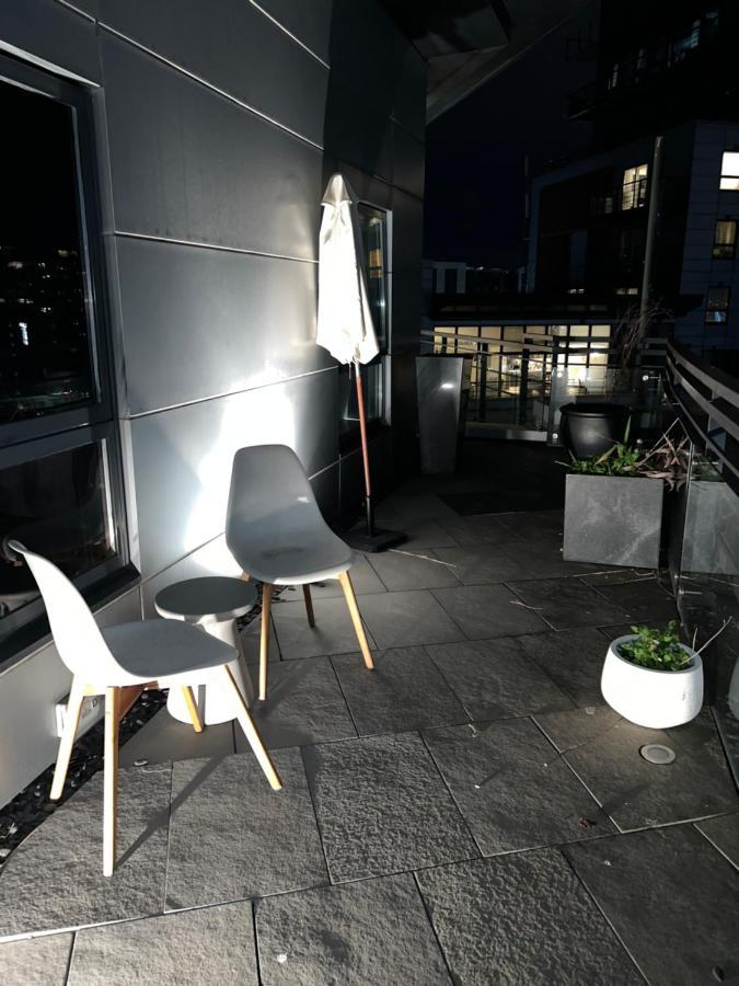 Luxury 2 Bedroom Centre Penthouse