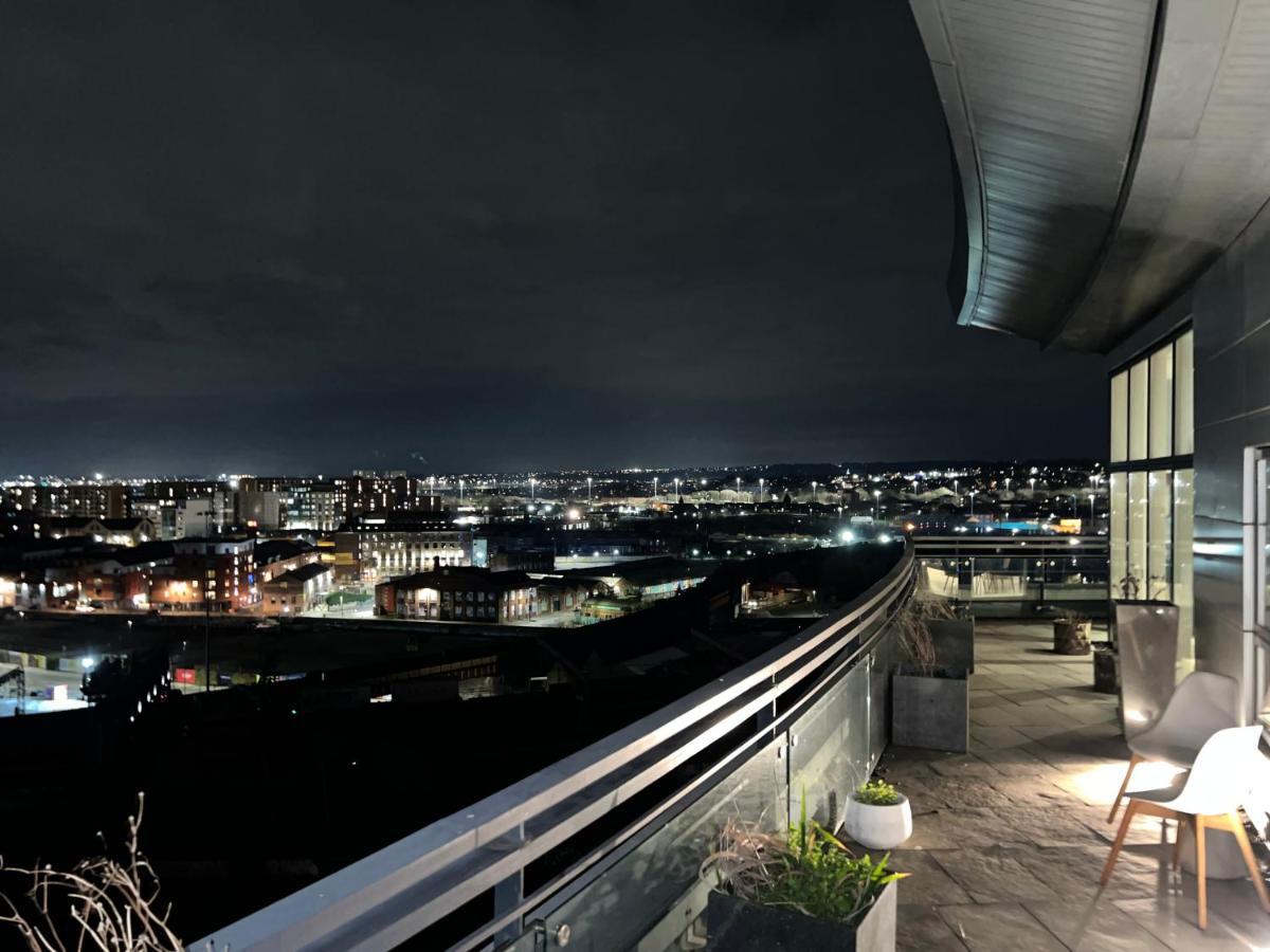 Luxury 2 Bedroom Centre Penthouse Apartment Leeds (West Yorkshire)