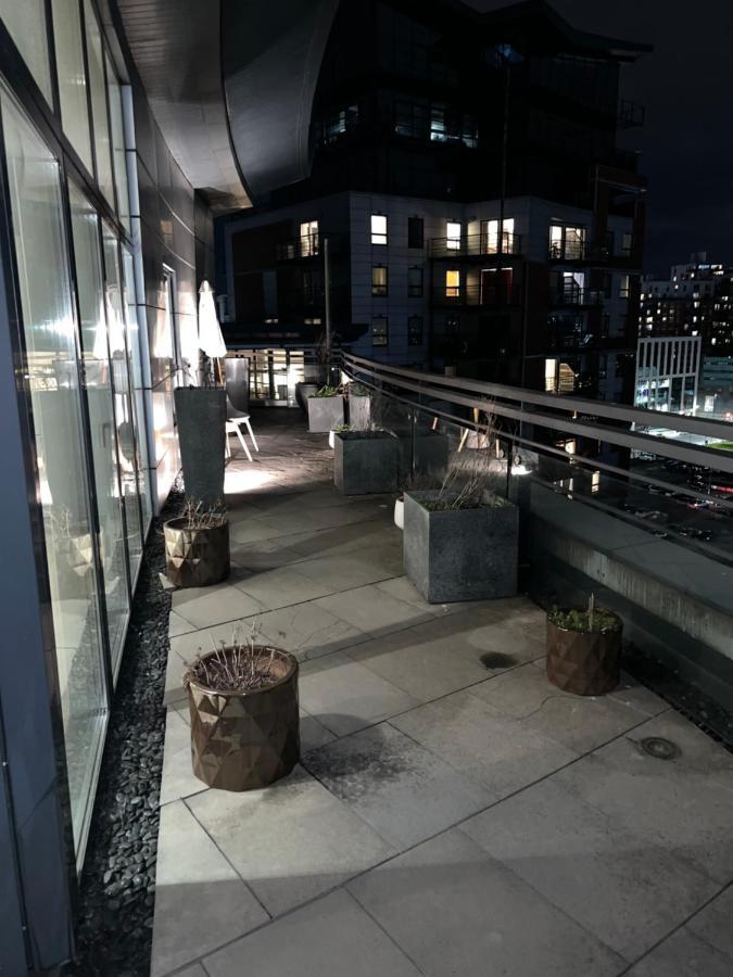 Luxury 2 Bedroom Centre Penthouse * Leeds (West Yorkshire)