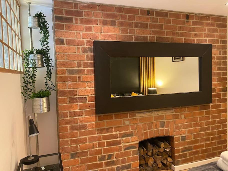 Apartment Stunning One B/r - Centre
