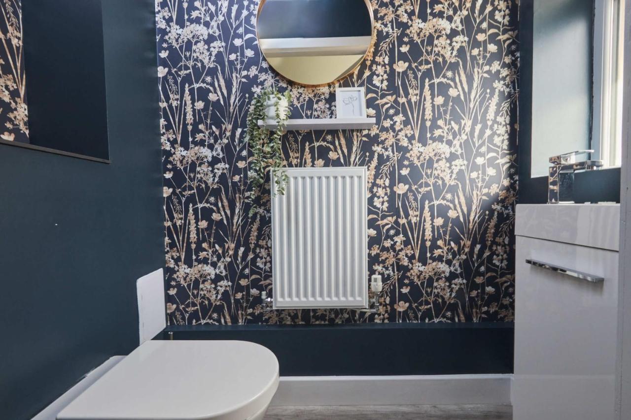 Homebird - The Willows * Leeds (West Yorkshire)