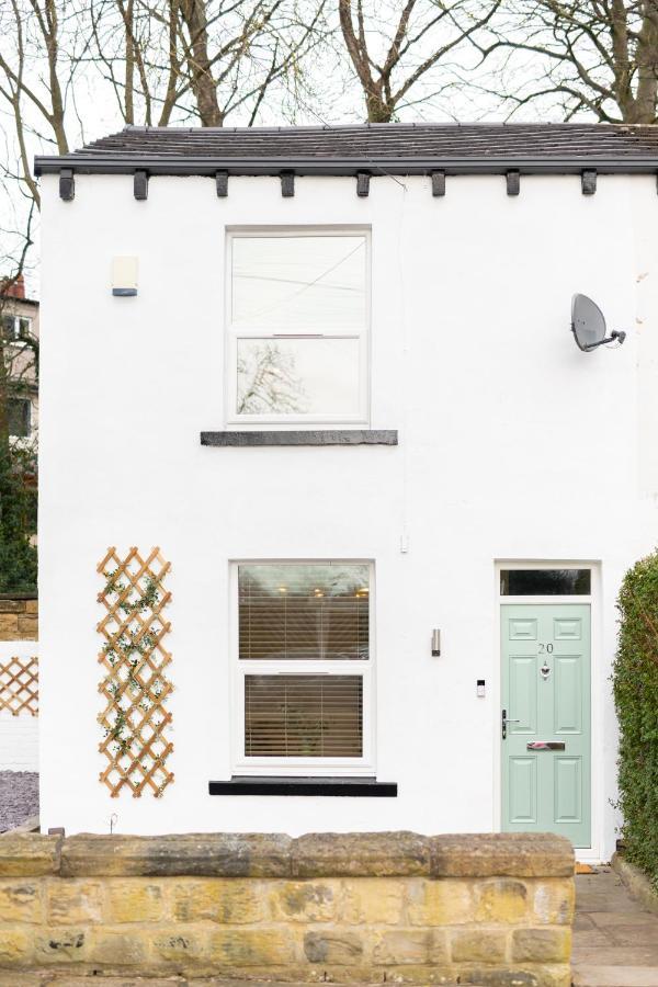Peaceful Returns - 2 Bed House Near Roundhay Park Apartment Leeds (West Yorkshire)