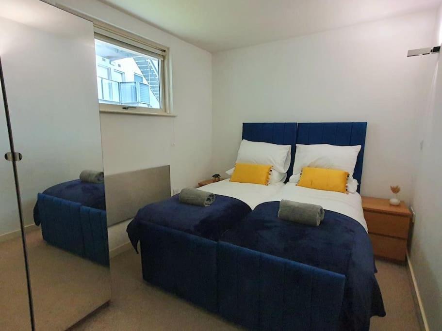 Apartment Perfect For Corporate & Business Travellers - Leeds City Centre - 3 Beds Apt - Monthly Offers Leeds (West Yorkshire)
