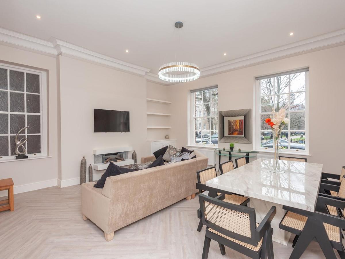 Luxury Pad Leeds Centre With Hot Tub Pass The Keys Apartment