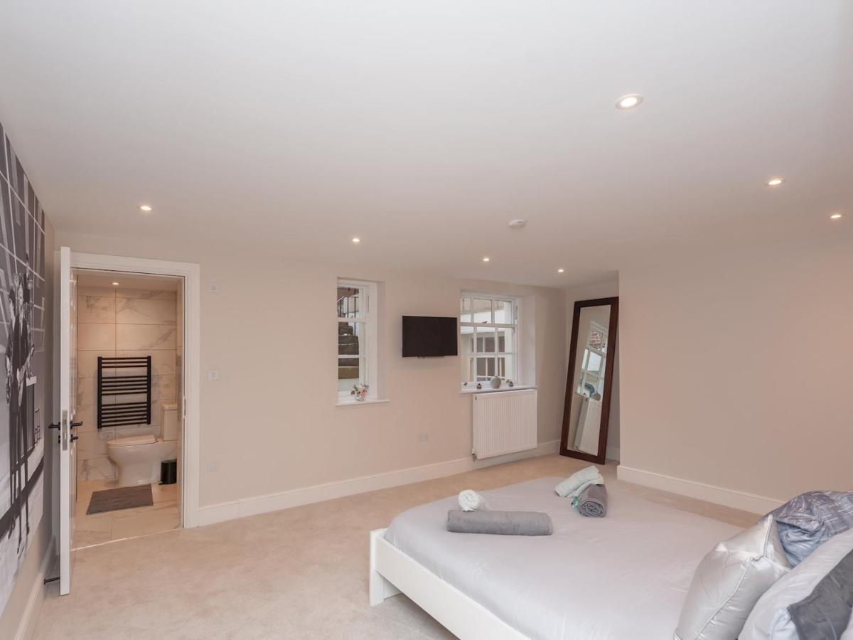 Luxury Pad Leeds Centre With Hot Tub Pass The Keys * Leeds (West Yorkshire)