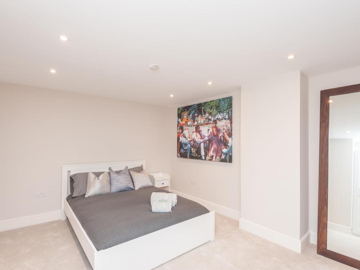 Apartment Luxury Pad Leeds Centre With Hot Tub Pass The Keys Leeds (West Yorkshire)