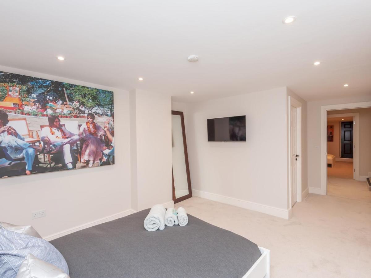 Luxury Pad Leeds Centre With Hot Tub Pass The Keys Apartment Leeds (West Yorkshire)