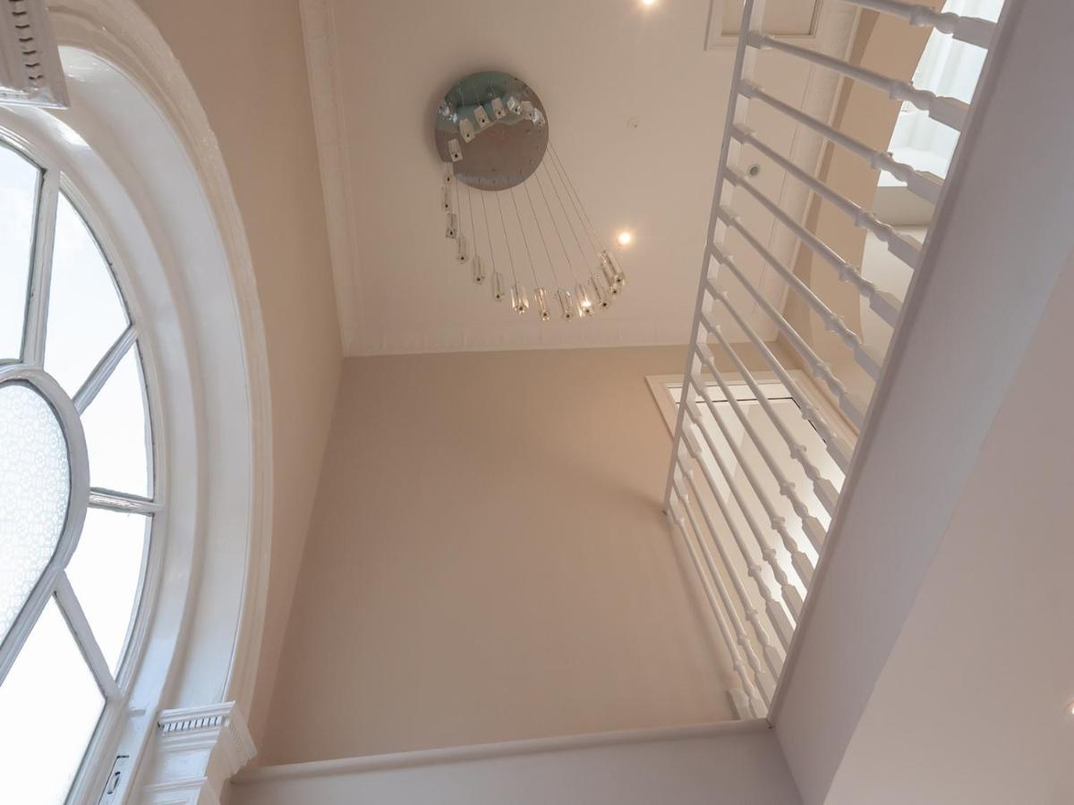 Luxury Pad Leeds Centre With Hot Tub Pass The Keys Leeds (West Yorkshire)