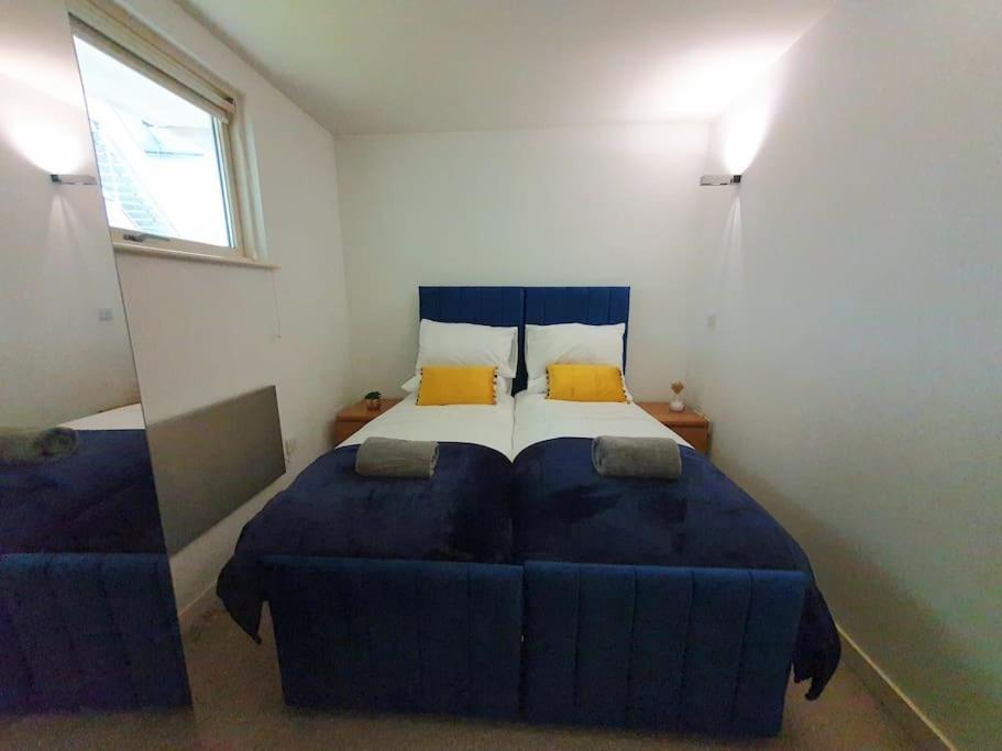 Perfect For Corporate & Business Travellers - Leeds City Centre - 3 Beds Apt - Monthly Offers Apartment