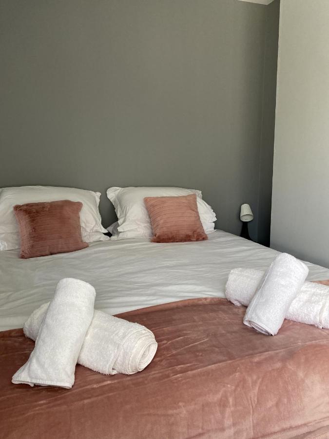 Holiday home Gateway Getaway In Horsforth Sleeps 7 *