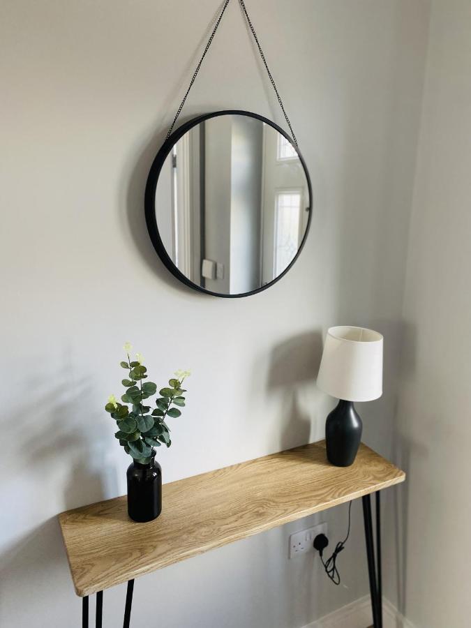 Gateway Getaway In Horsforth Sleeps 7 Leeds (West Yorkshire)