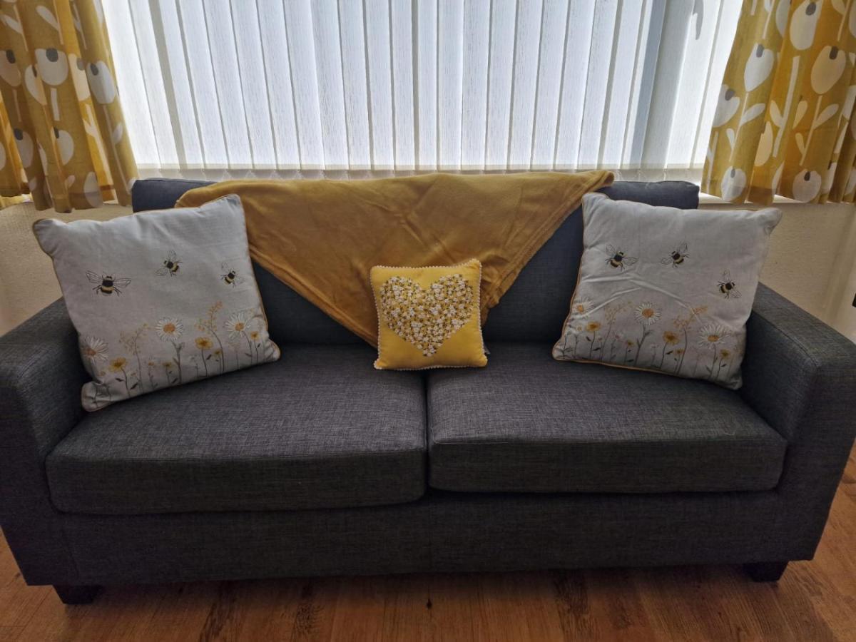 4 Beds With Links To Motorways * Leeds (West Yorkshire)