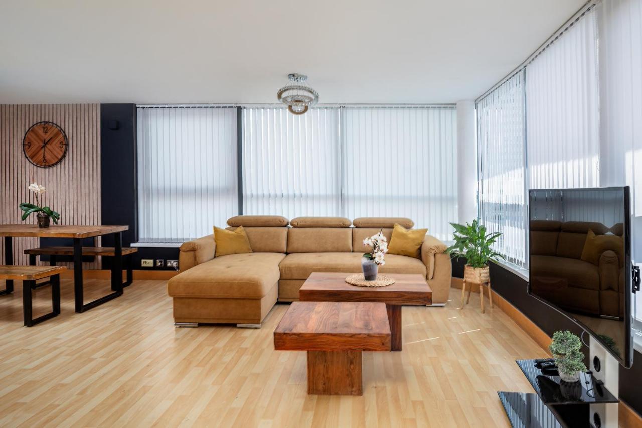 Leeds Most Stunning Penthouse! - Sleeps 8