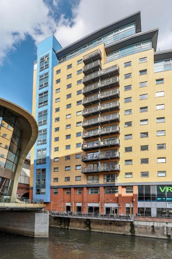 Leeds Most Stunning Penthouse! - Sleeps 8 Apartment *