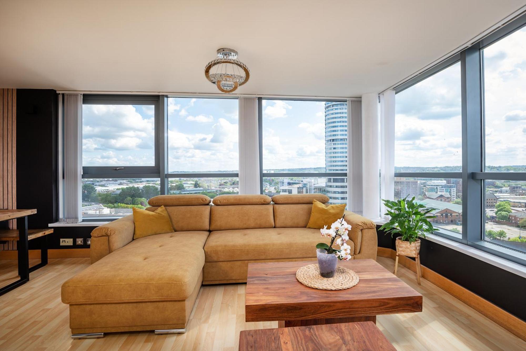 Apartment Leeds Most Stunning Penthouse! - Sleeps 8 Leeds (West Yorkshire)