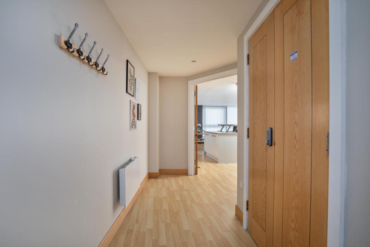 Apartment Leeds Most Stunning Penthouse! - Sleeps 8 Leeds (West Yorkshire)
