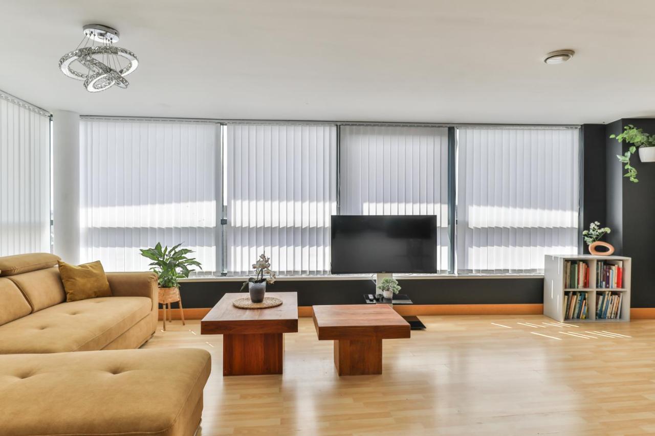 Apartment Leeds Most Stunning Penthouse! - Sleeps 8 Leeds (West Yorkshire)