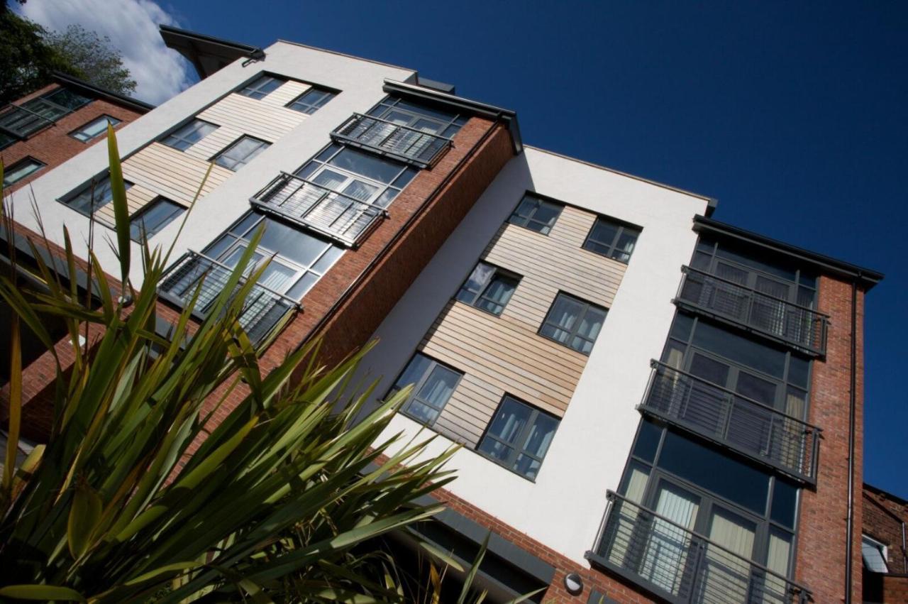 Aparthotel Roomzzz Leeds Headingley