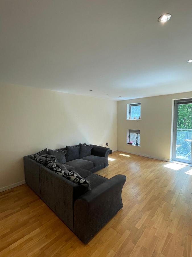 2 Bedroom In Leeds Centre Apartment Leeds (West Yorkshire)