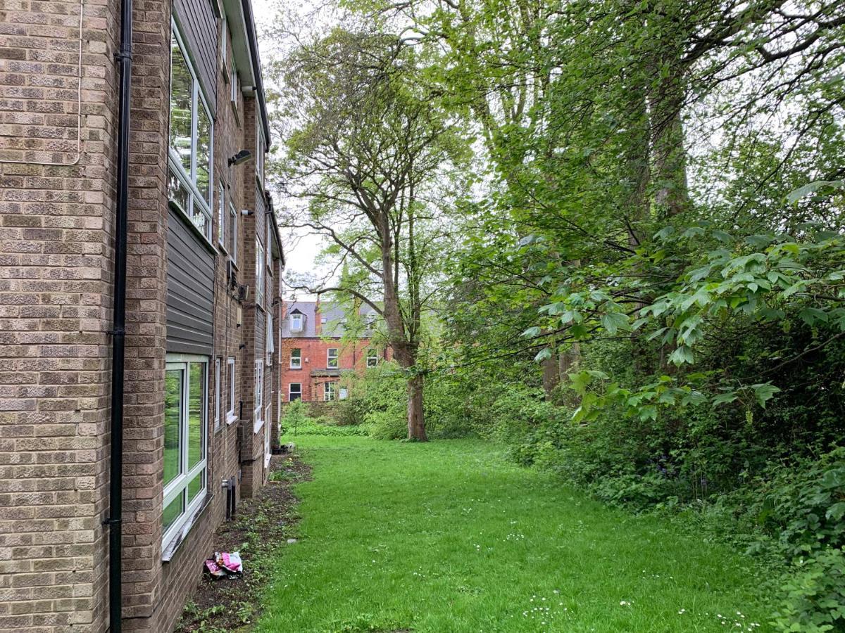 Apartment Stylish 2bed Apt In Leeds - Free Parking!
