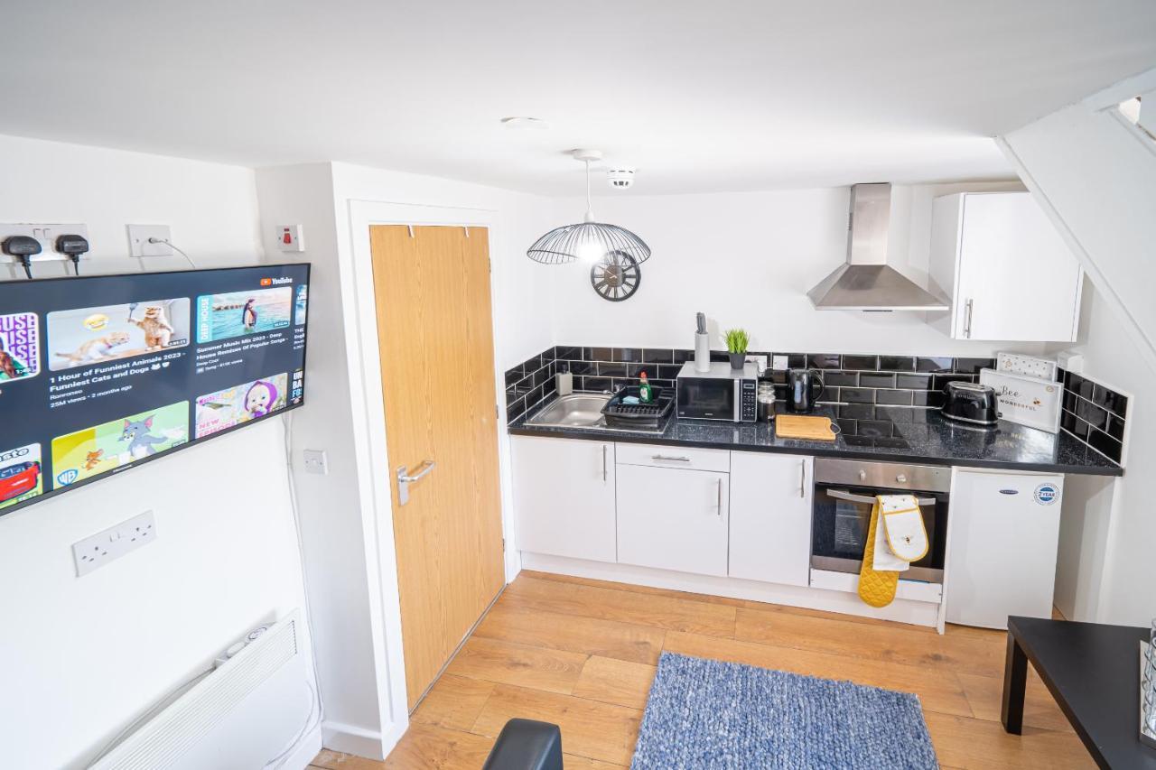 Bv Kirkstall 1 Bedroom Free Private Parking Apartment Leeds (West Yorkshire)
