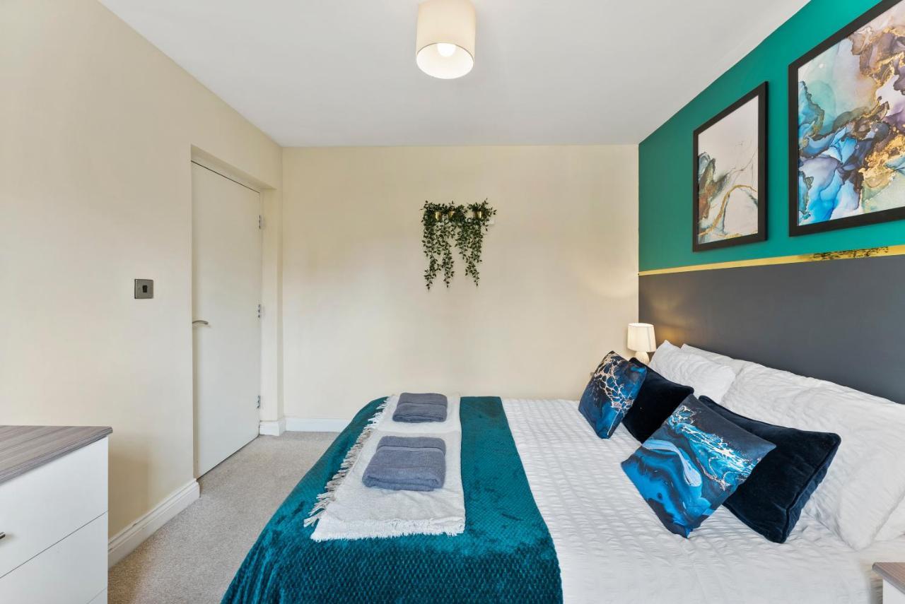 Central Leeds Gem - Parking - Sleeps 6 *