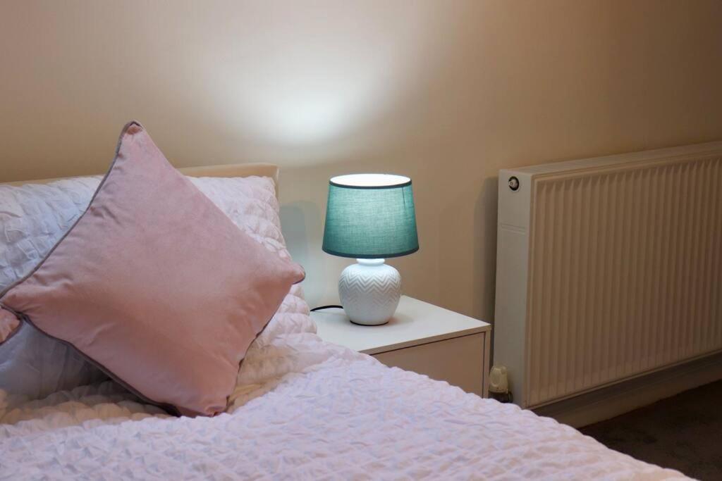 Elegant Free Wifi & Parking Apartment Leeds (West Yorkshire)