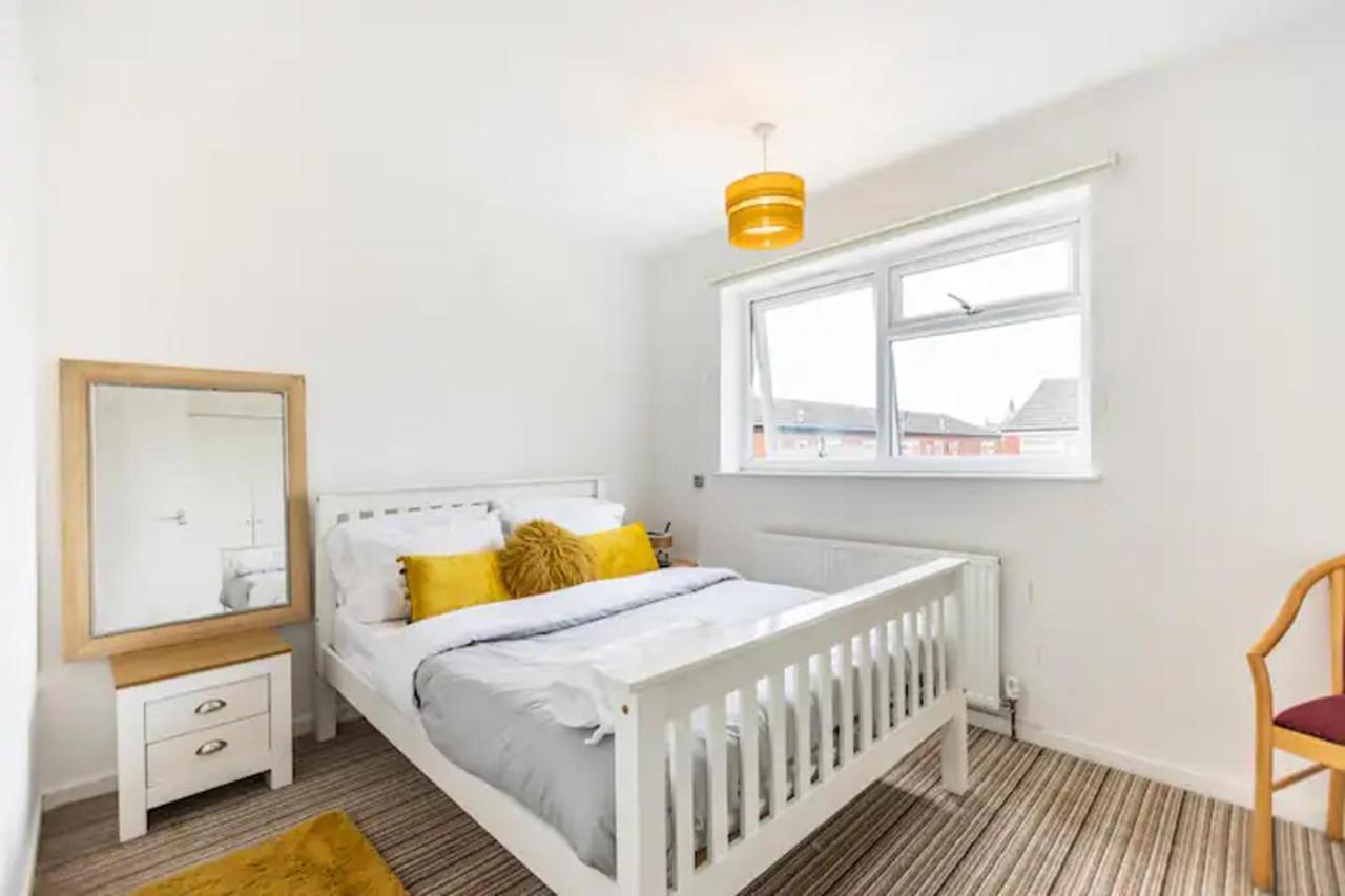 Holiday home Mordenised 2 Bedroom House Close To City Centre Leeds (West Yorkshire)