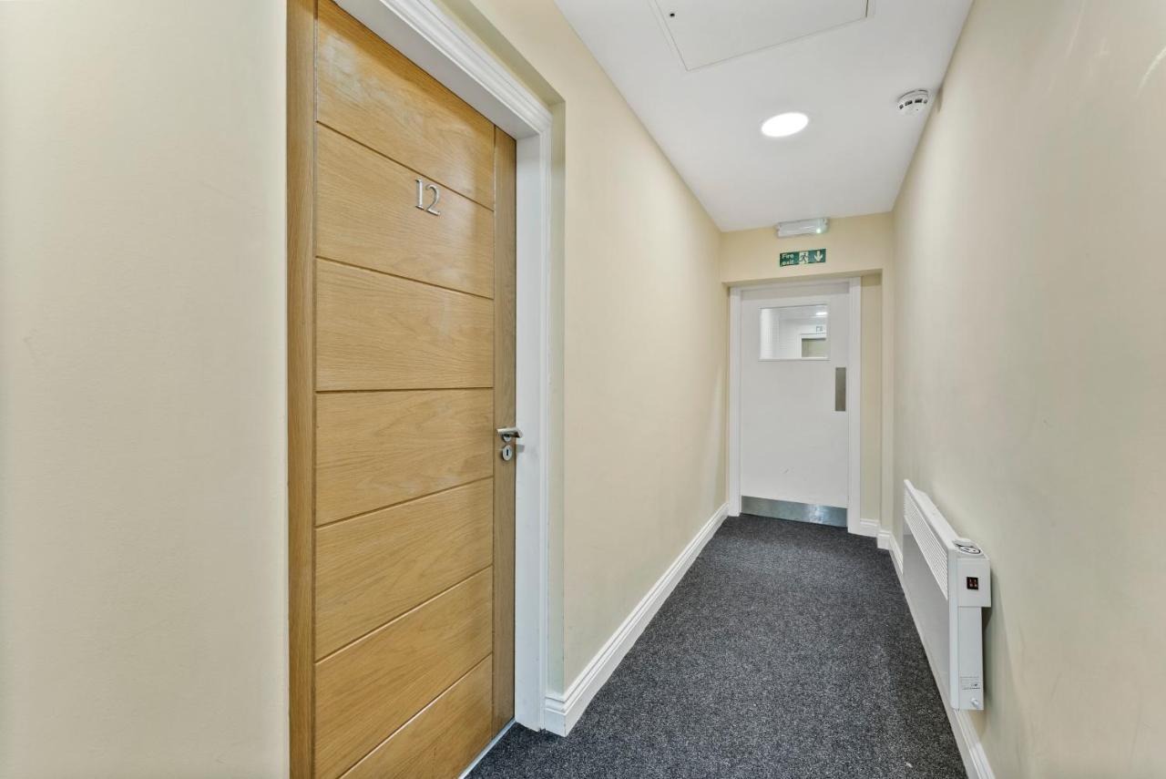 Apartment Central Leeds Gem - Parking - Sleeps 6