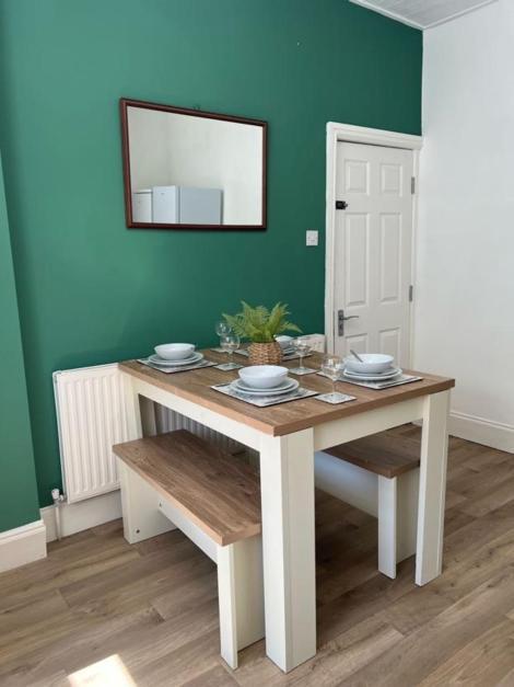 Moorfield Street Guest house