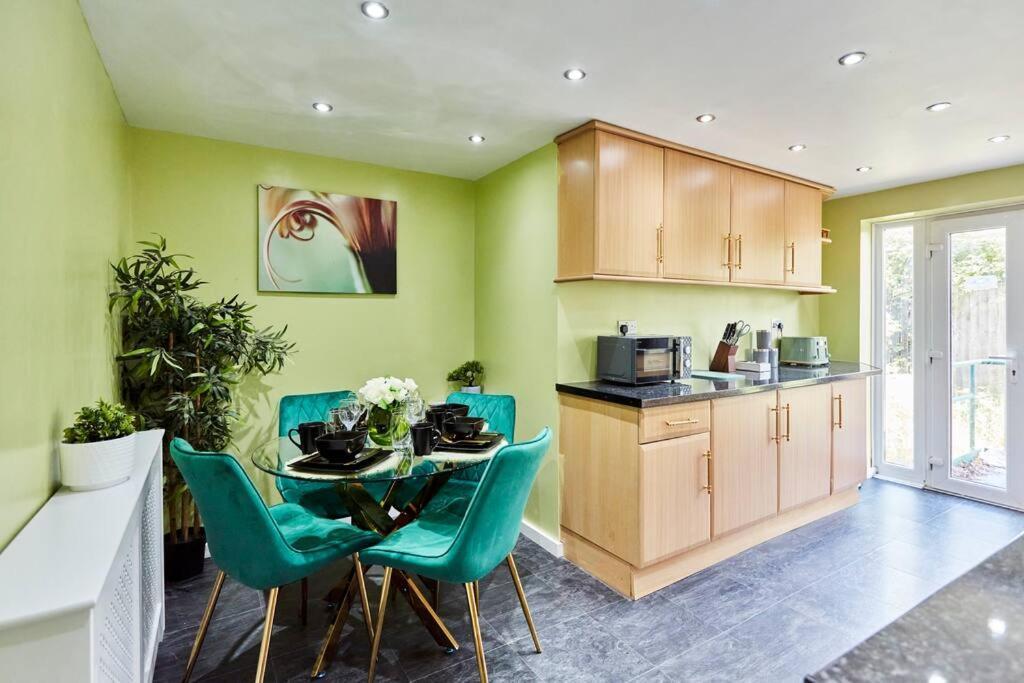 Apartment *little Haven In Leeds* ¤private Parking¤ Ensuite *