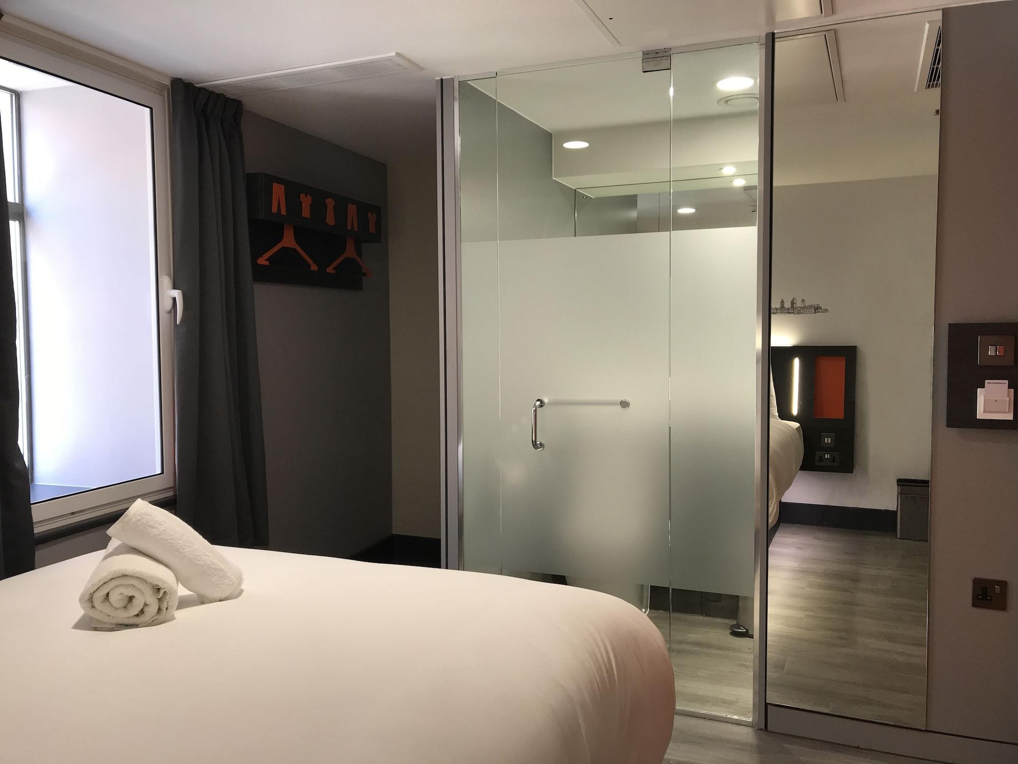 Easyhotel Leeds