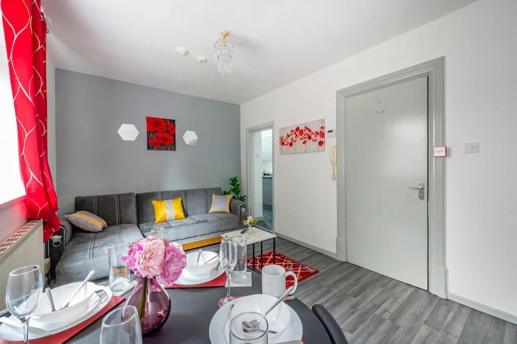 Apartment *f6gh For Your Relaxed & Cosy + Free Parking & Wifi *