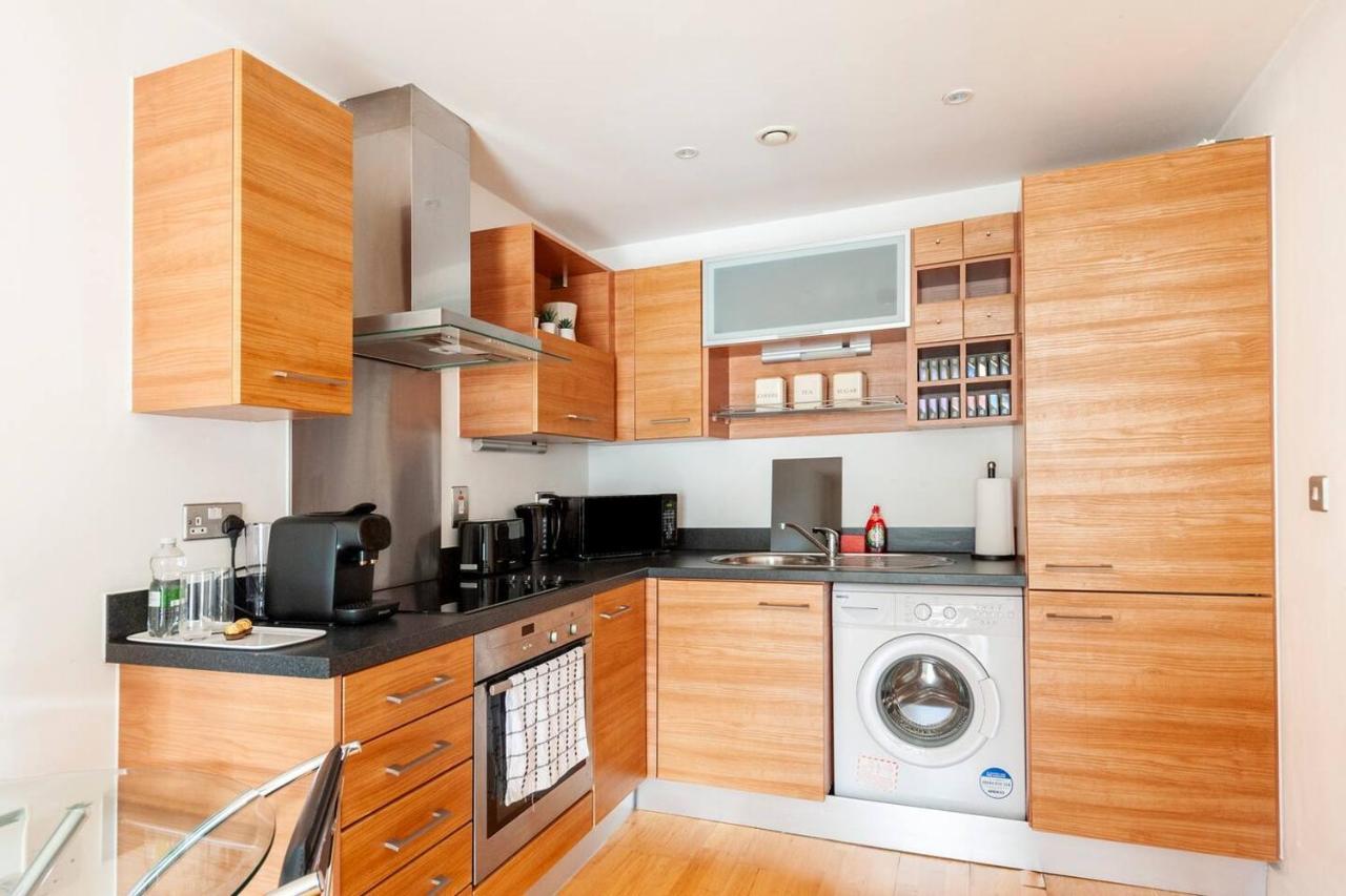 Apartment Cozy Apt Near Central Leeds *