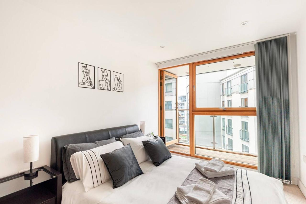 Cozy Apt Near Central Leeds *