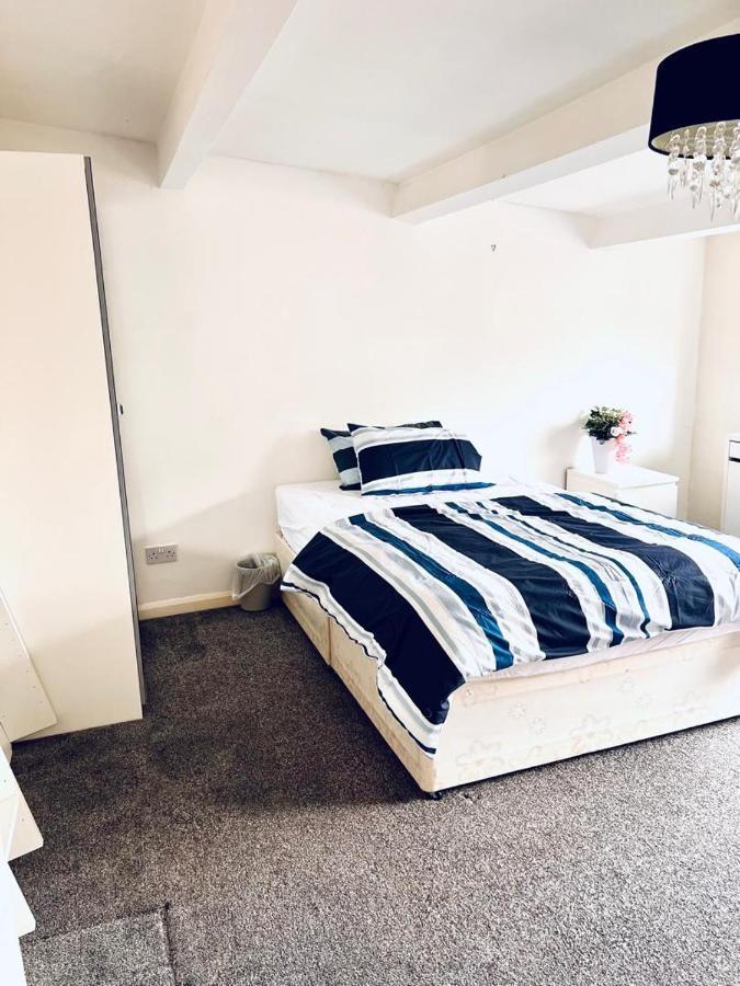 Private Close To Leeds And Centre * Leeds (West Yorkshire)