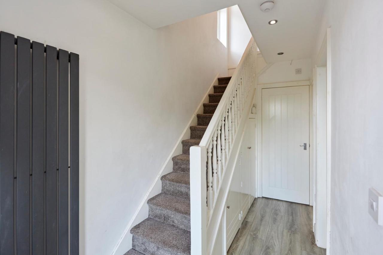 Spacious Close To Centre Location * Leeds (West Yorkshire)