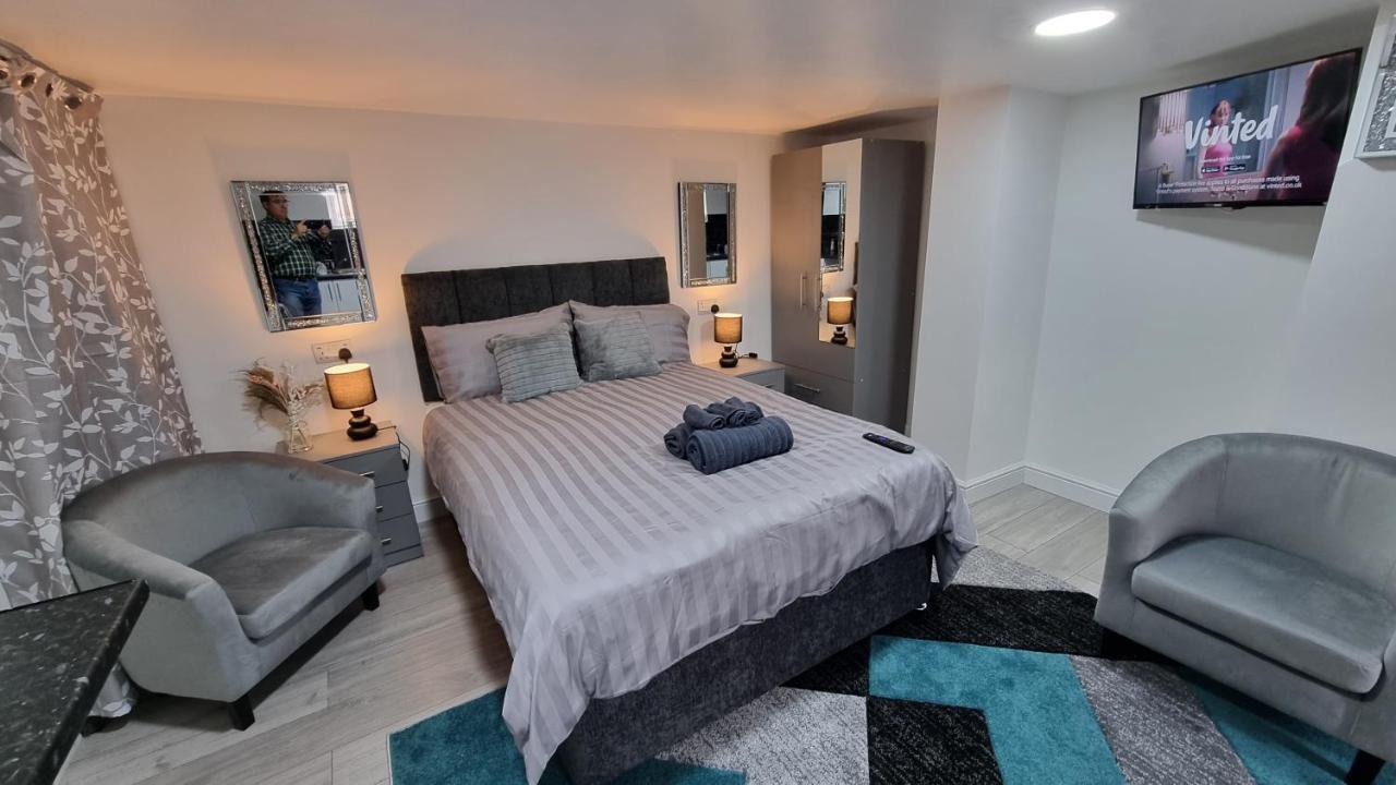 Comfy With Wi-fi And Smart Tv Leeds (West Yorkshire)