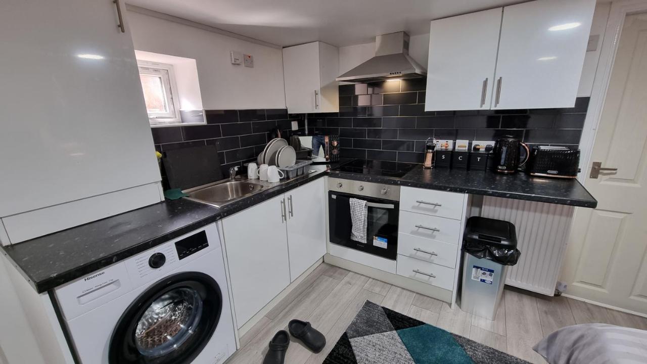 Comfy With Wi-fi And Smart Tv Apartment