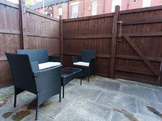 The Victoria - Sleeps 8 - Close To Leeds City Centre! Apartment