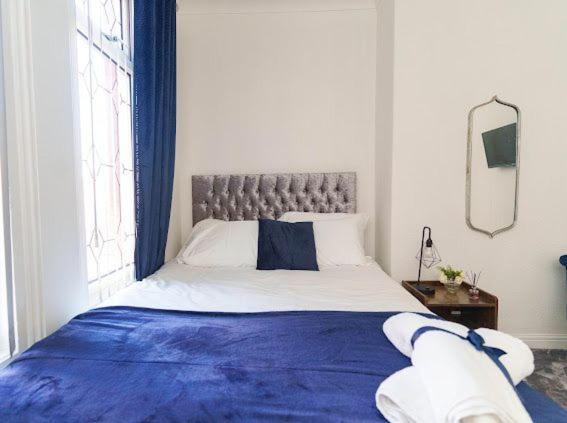 Apartment The Victoria - Close To Centre - Sleeps 8 *