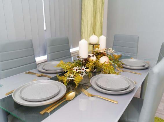 The Victoria - Close To Centre - Sleeps 8 Apartment *