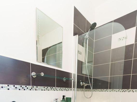The Victoria - Close To Centre - Sleeps 8