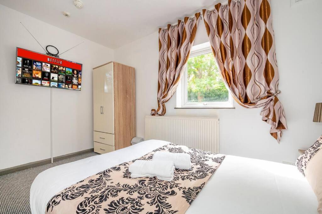 Apartment *f2gh* For Your Relaxed & Cosy + Free Parking + Free Fast Wifi * *