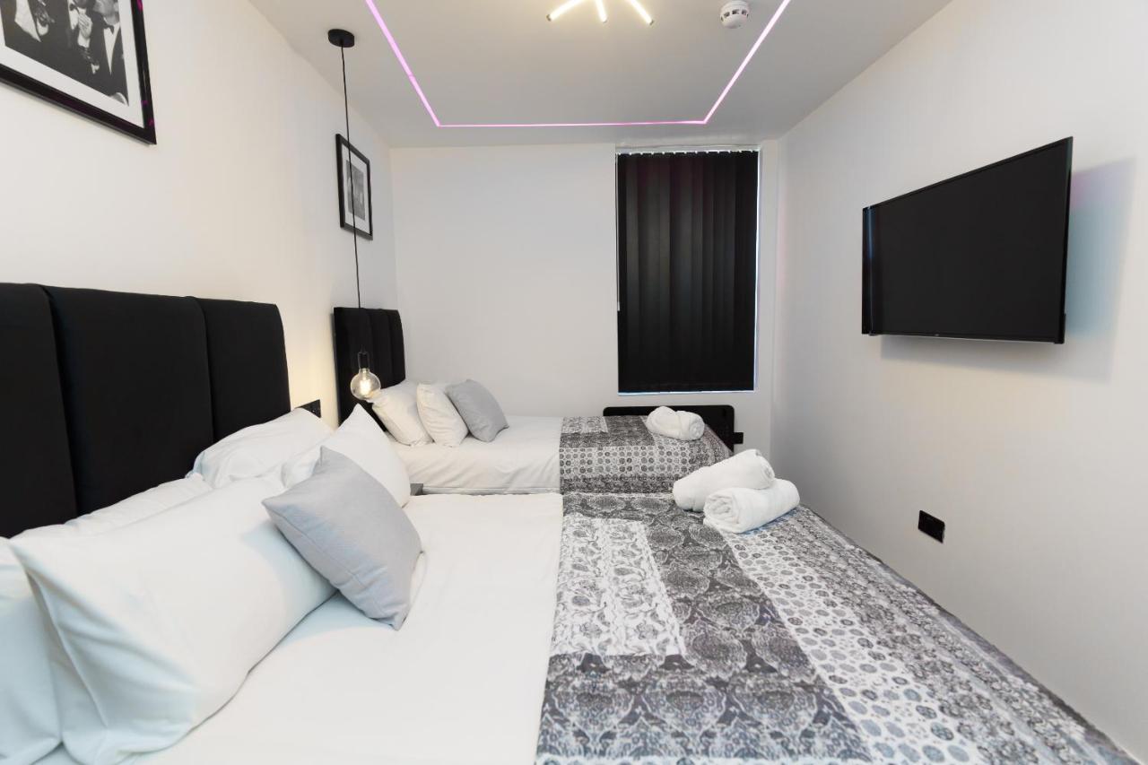 Hamilton Apartment