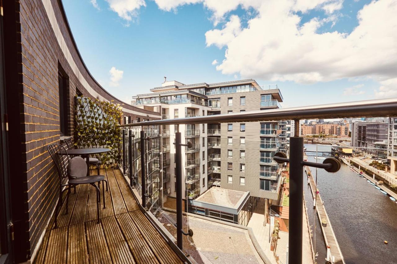 Deluxe River Canal View & Free Secure Parking! Apartment
